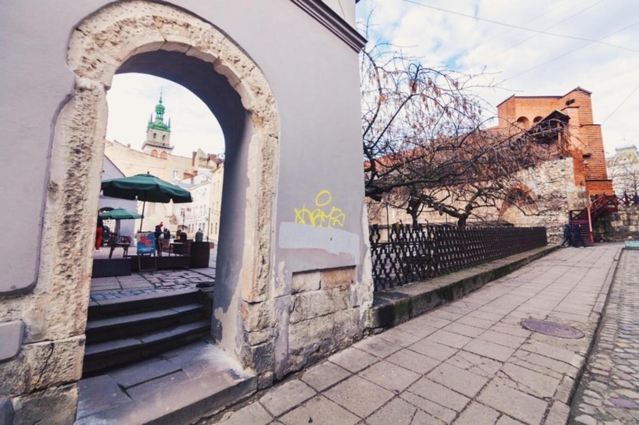 Cozy & New Furnished Flat In Old Town Of Lvivアパートメント エクステリア 写真